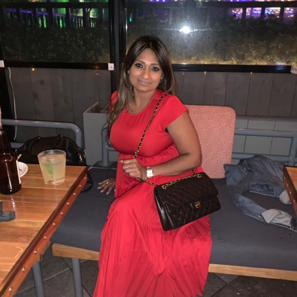 Meet your Posher, Azeema